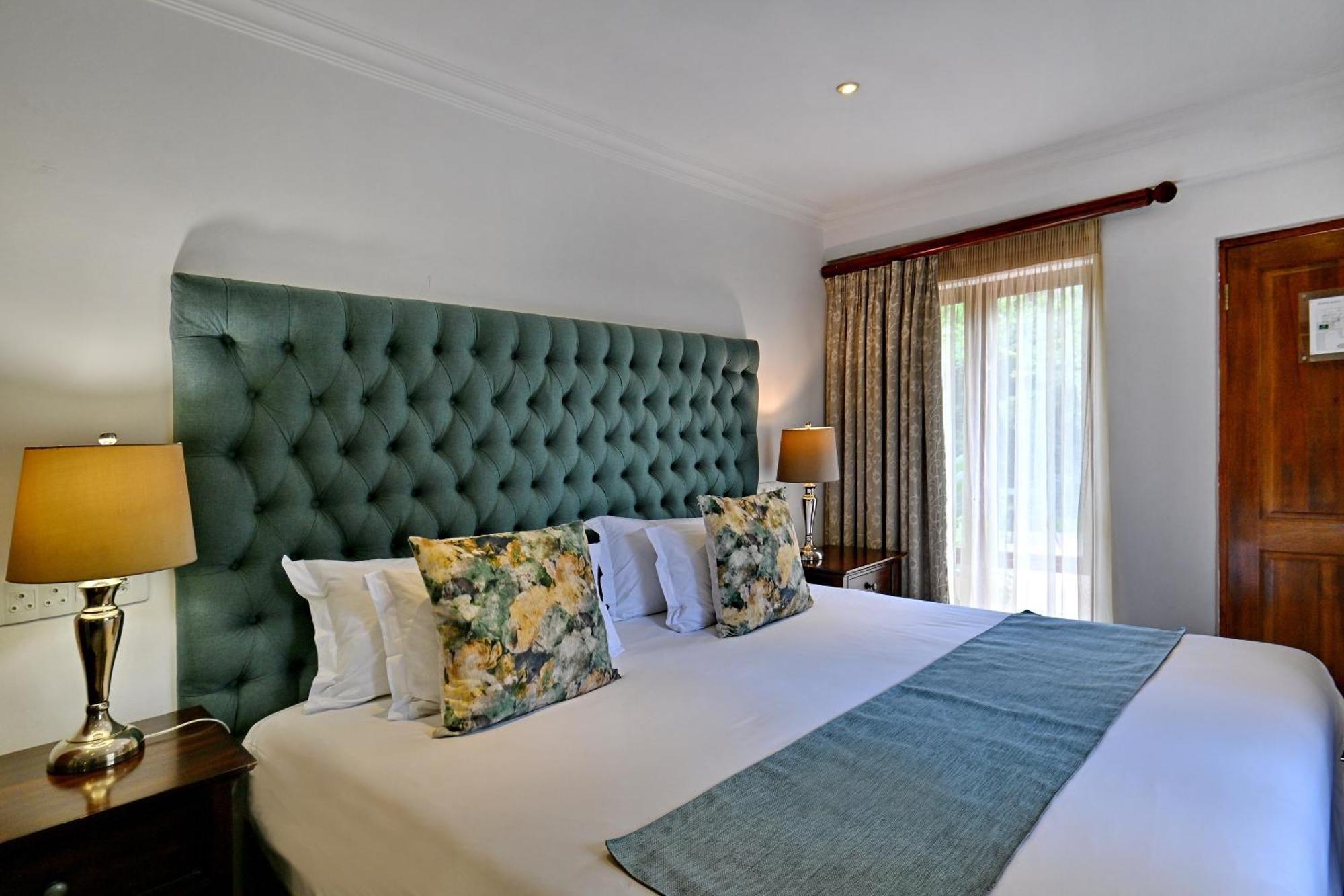 Black Eagle Hotel & Spa Roodepoort Zimmer foto