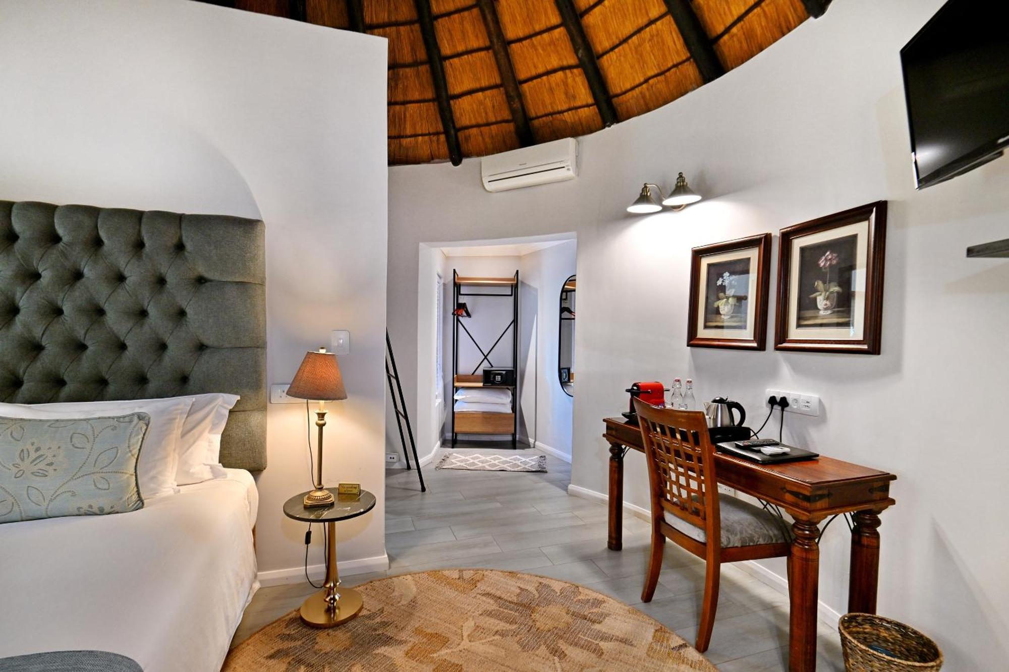 Black Eagle Hotel & Spa Roodepoort Zimmer foto